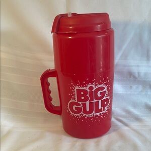 7-Eleven Red BIG GULP Thermo Serv Insulated Travel Cup Mug 5 g With Lid